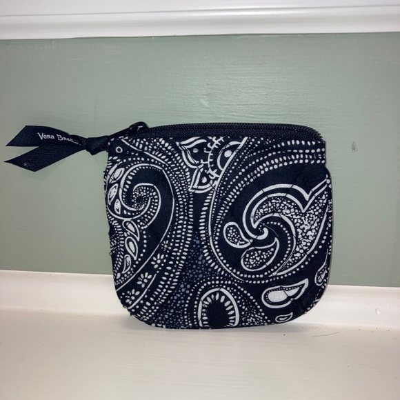 Vera Bradley Cosmetic Travel Bags 3 piece set quilted black and white - Picture 8 of 9